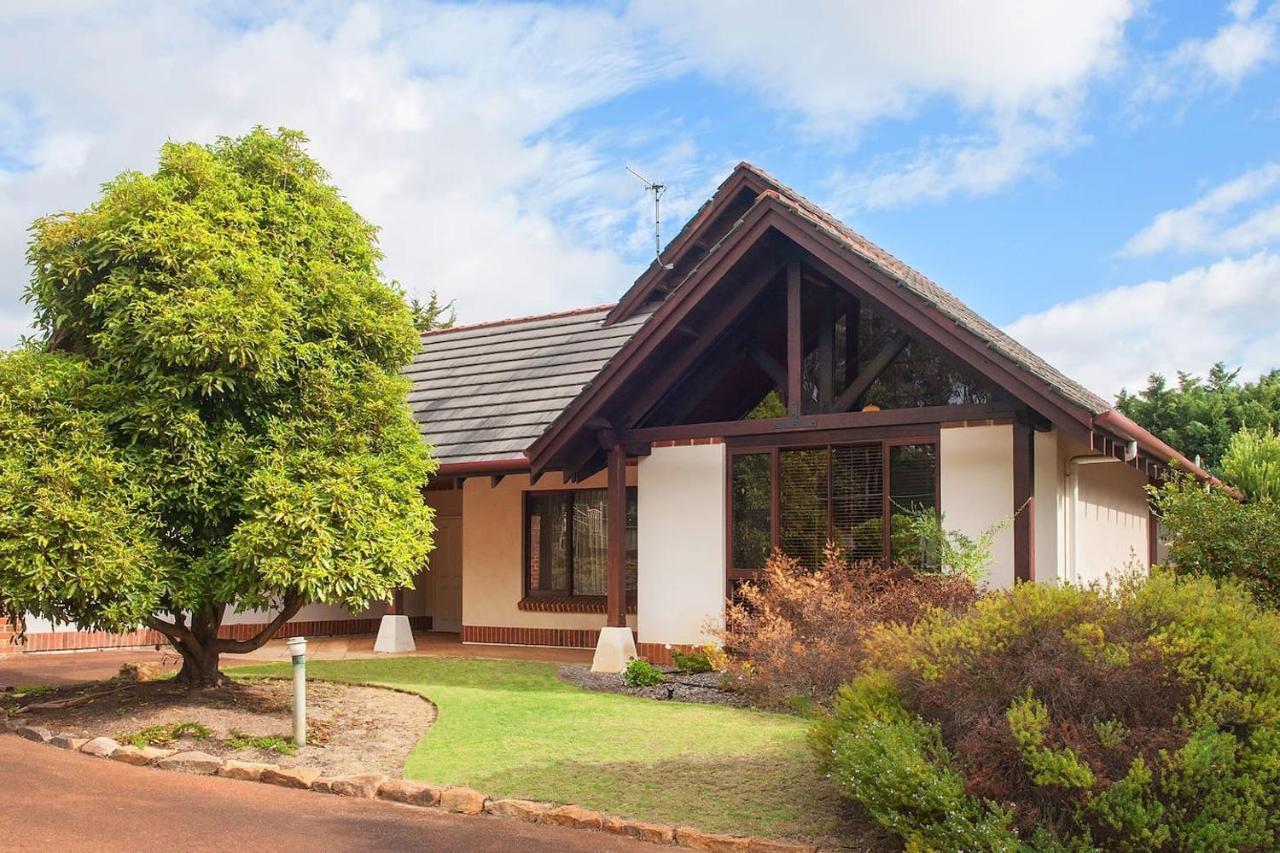 มาร์กาเร็ต ริเวอร์ รีสอร์ต Aparthotel Margaret River ภายนอก รูปภาพ