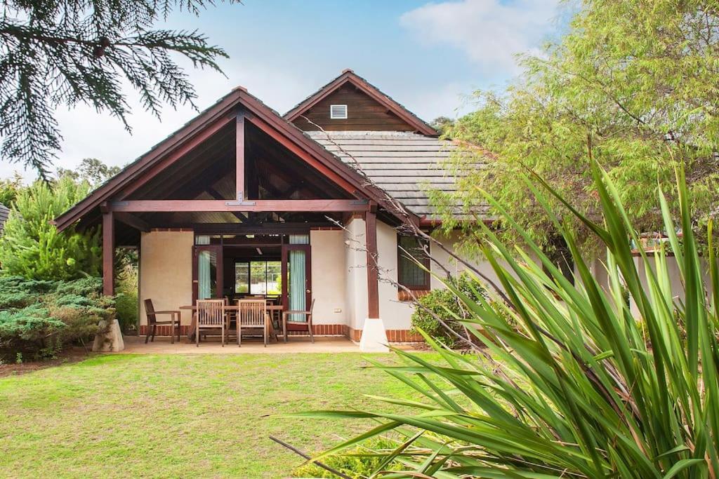 มาร์กาเร็ต ริเวอร์ รีสอร์ต Aparthotel Margaret River ภายนอก รูปภาพ