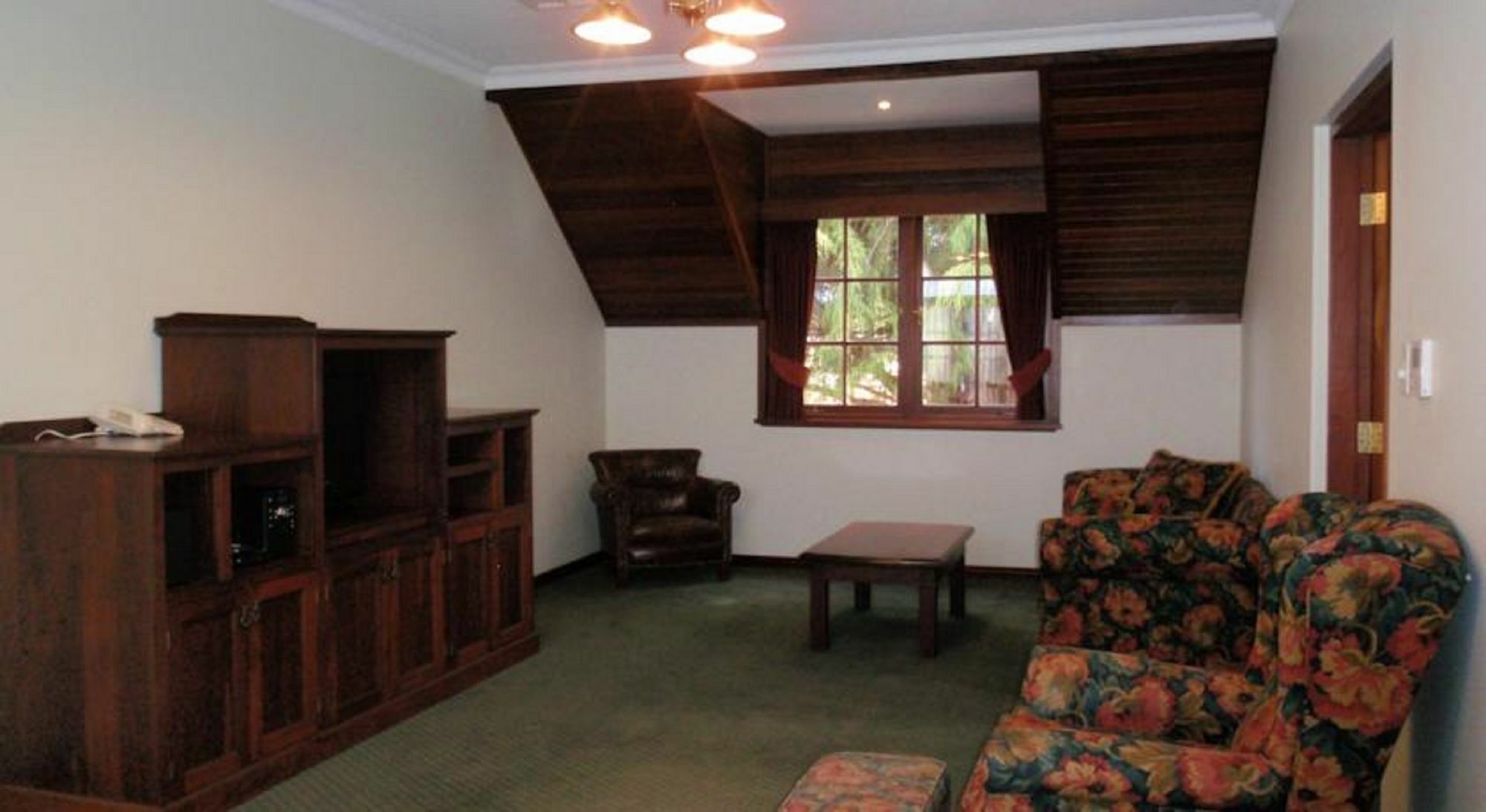 มาร์กาเร็ต ริเวอร์ รีสอร์ต Aparthotel Margaret River ภายนอก รูปภาพ